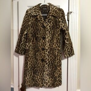 Neiman Marcus Exclusive Beautiful Leopard Faux Fur Coat Size S
